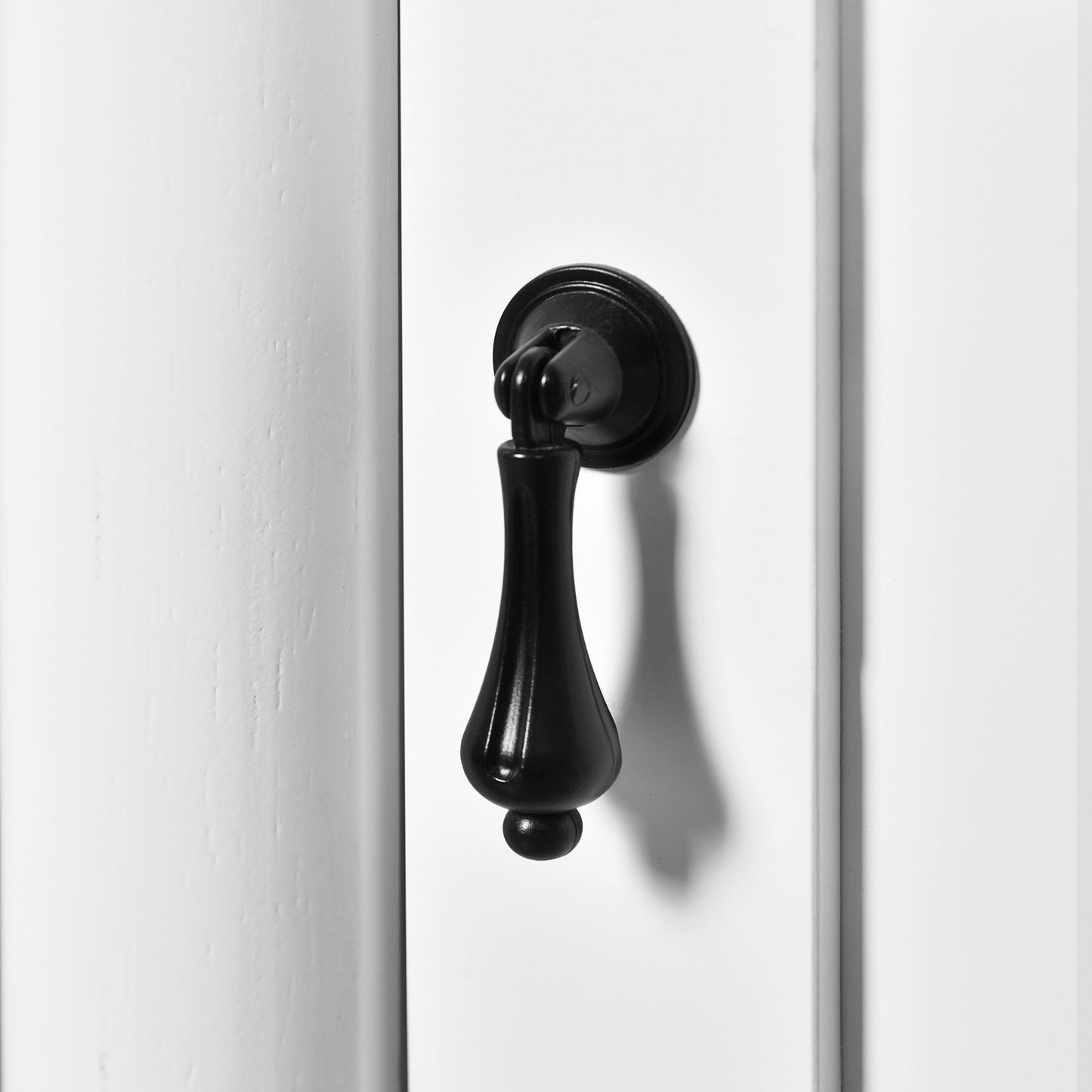 VanityFus 18-in White Bathroom Vanity Single Sink Combo with Ceramic Top Undermount 1 Soft Close Door Adjustable Shelves