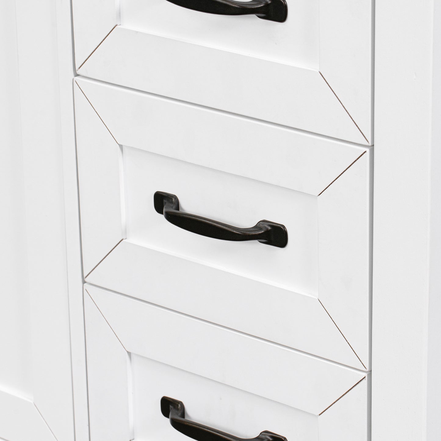 VanityFus 28.6-in White Bathroom Vanity Single Sink Combo Undermount with Ceramic Top 2 doors 3 drawers